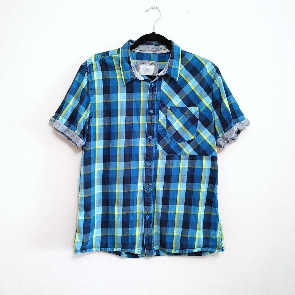 Bench Men's  Button Up Shirt Size Large Blue Yellow Plaid Short Sleeve